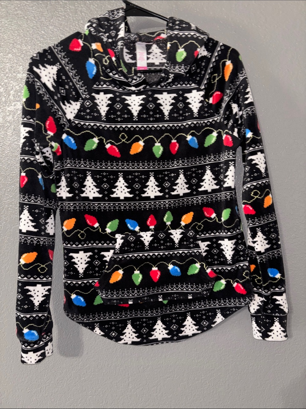 No boundaries Christmas sweater 🎄